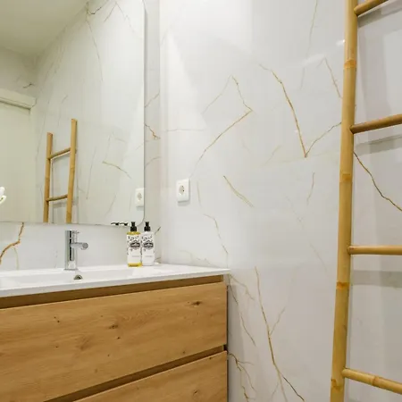 Luxury Style 7 With Ac Downtown Near Metro דירה פורטו