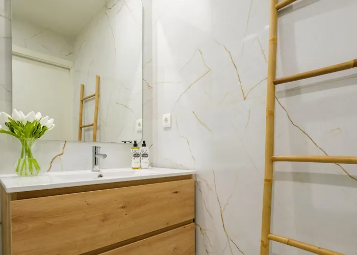 Luxury Style 7 With Ac Downtown Near Metro Lägenhet Oporto