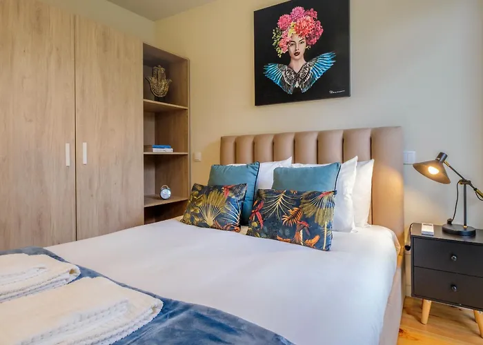 Lägenhet Luxury Style 7 With Ac Downtown Near Metro Oporto