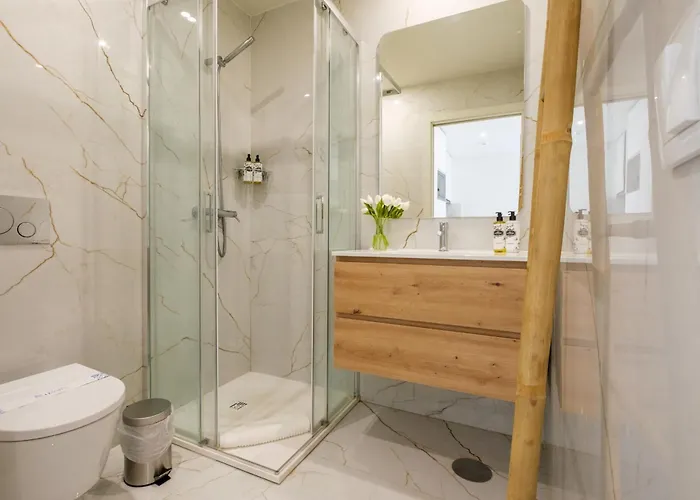 Luxury Style 7 With Ac Downtown Near Metro Апартаменты