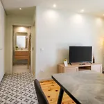 Daire Luxury Style 7 With Ac Downtown Near Metro *
