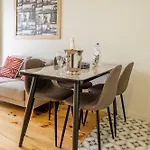 Daire Luxury Style 7 With Ac Downtown Near Metro *